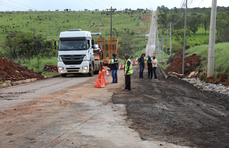 Equipes do GDF atuam na recuperação de trecho da DF-451, entre Ceilândia e Brazlândia