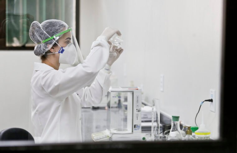 Lacen realizou mais de 258 mil procedimentos em 2024