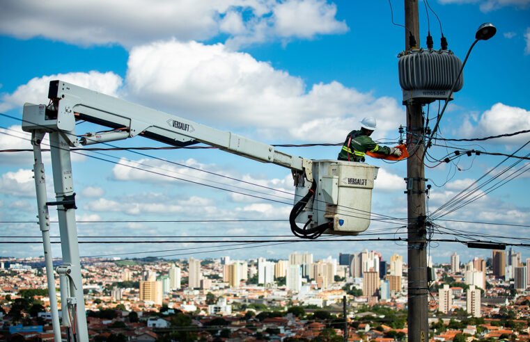 Manutenção na rede elétrica suspende temporariamente energia em áreas de Sobradinho