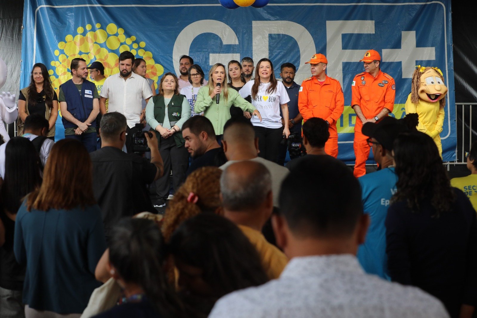 Prevenção da dengue e inscrições para Casamento Comunitário são destaques na primeira edição do GDF Mais Perto do Cidadão em Sobradinho Prevenção da dengue e inscrições para Casamento Comunitário são destaques na primeira edição do GDF Mais Perto do Cidadão em Sobradinho