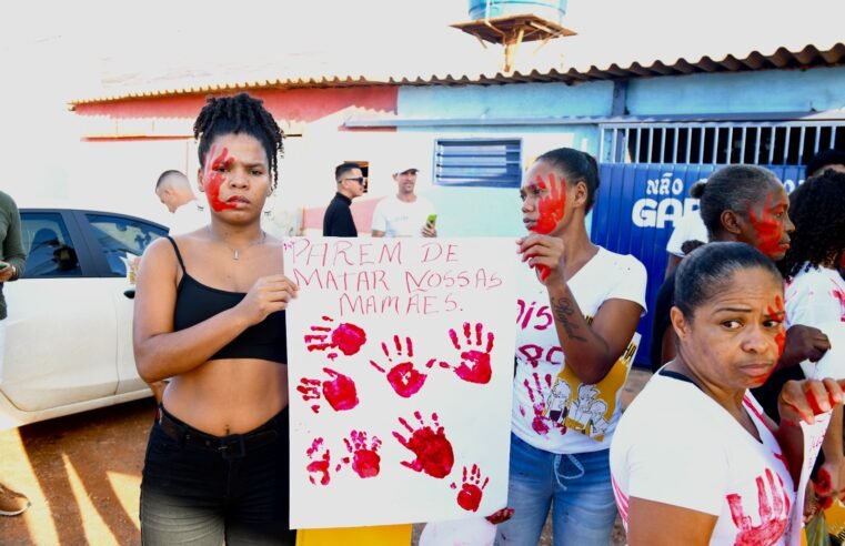 Programa Direito Delas participa de ato contra feminicídio na Estrutural