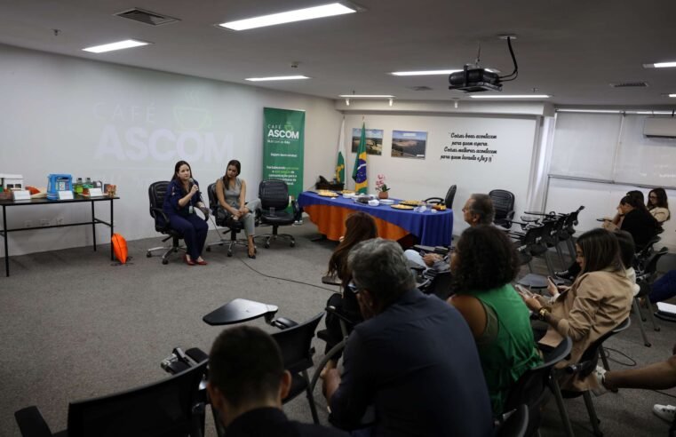 SLU promove encontro com assessores das administrações regionais para fortalecer parcerias