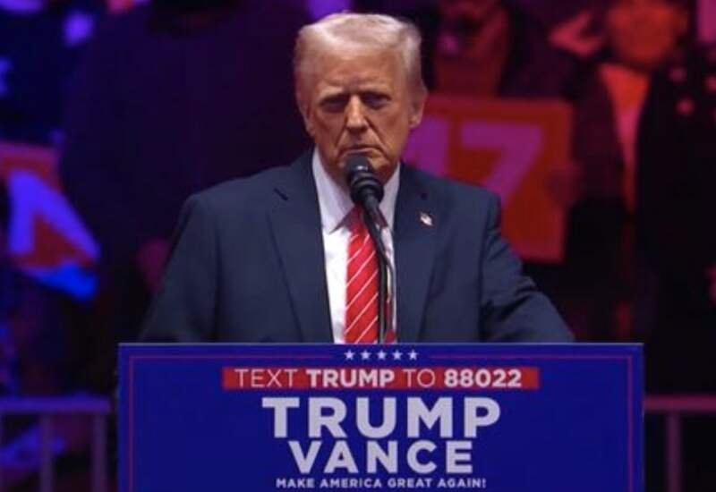 Trump promete reduzir impostos, derrubar inflação e anular tolices de Biden Trump promete reduzir impostos, derrubar inflação e anular tolices de Biden