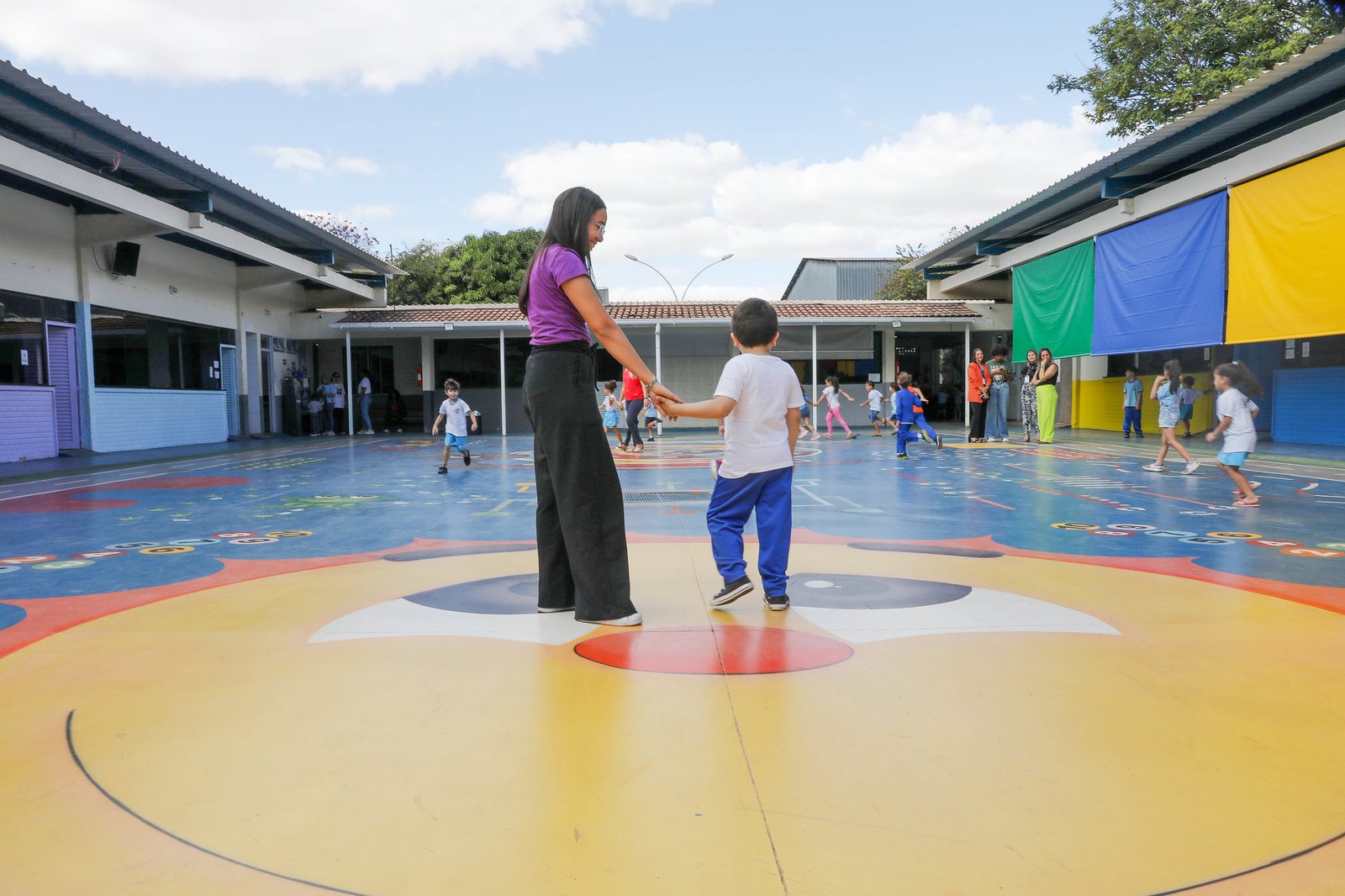 Último dia de inscrições para o programa de Educadores Sociais Voluntários de 2025