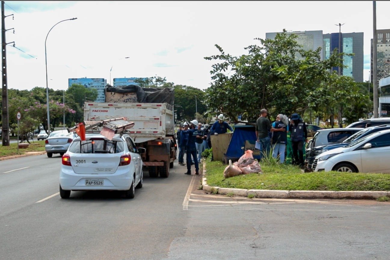 Ação de acolhimento à população em situação de rua retorna ao Plano Piloto Ação de acolhimento à população em situação de rua retorna ao Plano Piloto