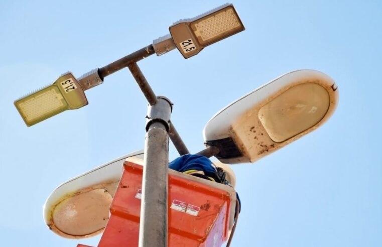 Arniqueira ganha mais de 950 luminárias de LED