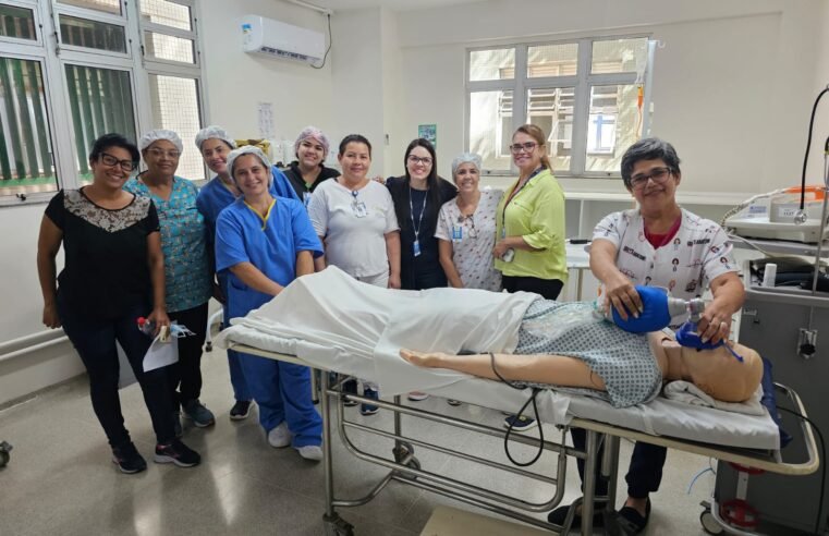 Colaboradores do HRSM participam de treinamento sobre sepse em pediatria