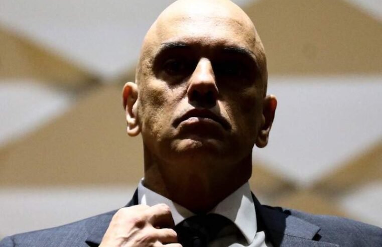 Comitê da Câmara aprova projeto para barrar entrada de Moraes nos EUA