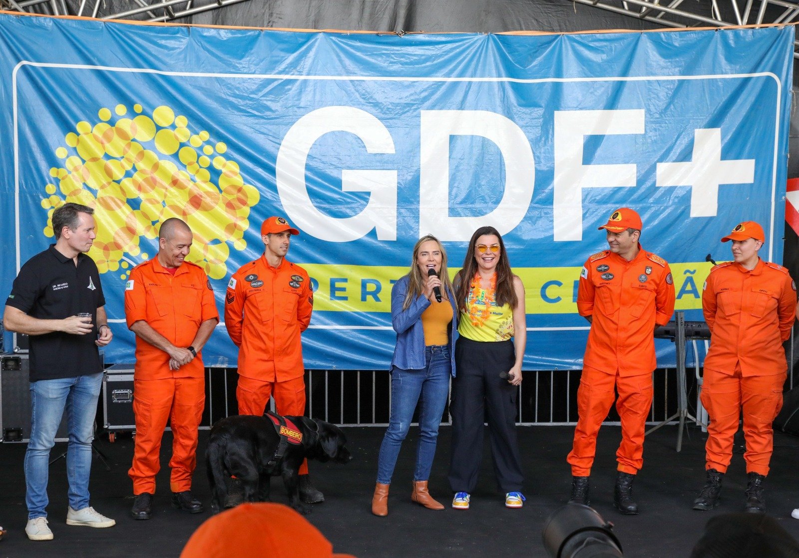 Em clima de Carnaval, GDF Mais Perto do Cidadão leva serviços públicos à Estrutural Em clima de Carnaval, GDF Mais Perto do Cidadão leva serviços públicos à Estrutural