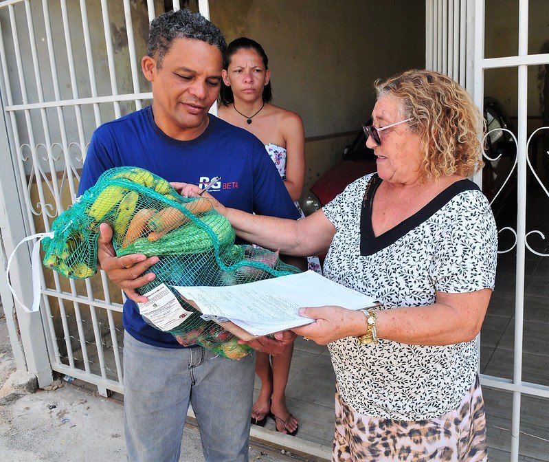 GDF alerta: Cras não envia servidores às residências para agendar a entrega de cestas básicas GDF alerta: Cras não envia servidores às residências para agendar a entrega de cestas básicas