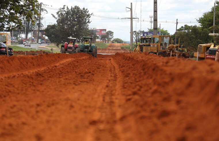 Obras na DF-020, em Planaltina, entram na fase de terraplanagem e já têm trechos concluídos