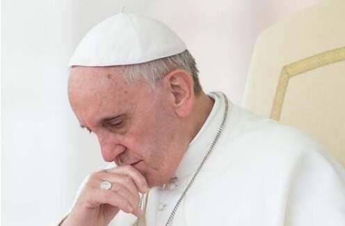 Papa Francisco apresenta leve melhora, mas segue internado para tratar pneumonia Papa Francisco apresenta leve melhora, mas segue internado para tratar pneumonia