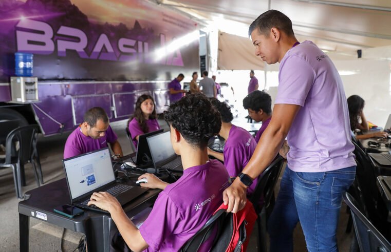 Projeto Brasíl.IA: Quatro cidades recebem cursos gratuitos de qualificação profissional na área de tecnologia