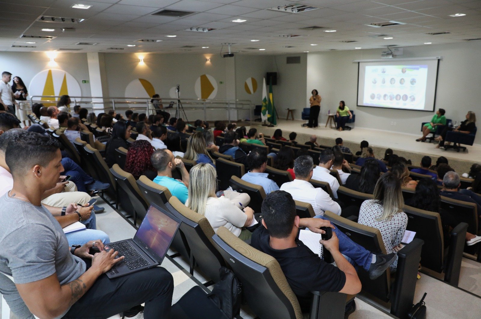 Unidade Gestora do SEI-GDF realiza palestra e reúne mais de 100 servidores