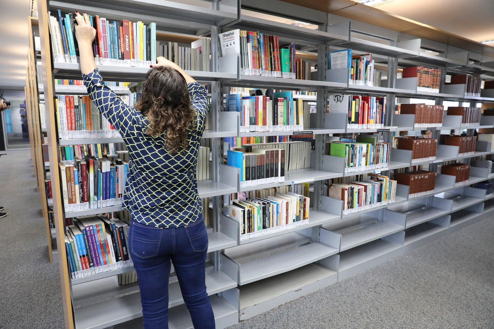 Brasília desafia queda nacional nos índices de leitura, e Biblioteca Nacional bate recordes de empréstimos de livros Brasília desafia queda nacional nos índices de leitura, e Biblioteca Nacional bate recordes de empréstimos de livros