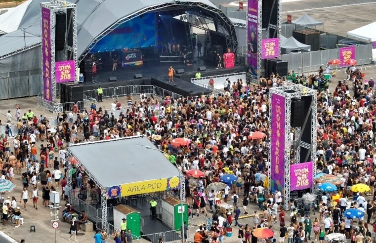 Brasilienses aproveitaram com segurança o domingo de Carnaval