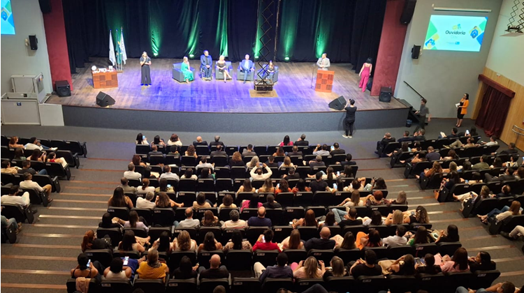 Celebração pelo Dia do Ouvidor une servidores do GDF em evento de reconhecimento Celebração pelo Dia do Ouvidor une servidores do GDF em evento de reconhecimento