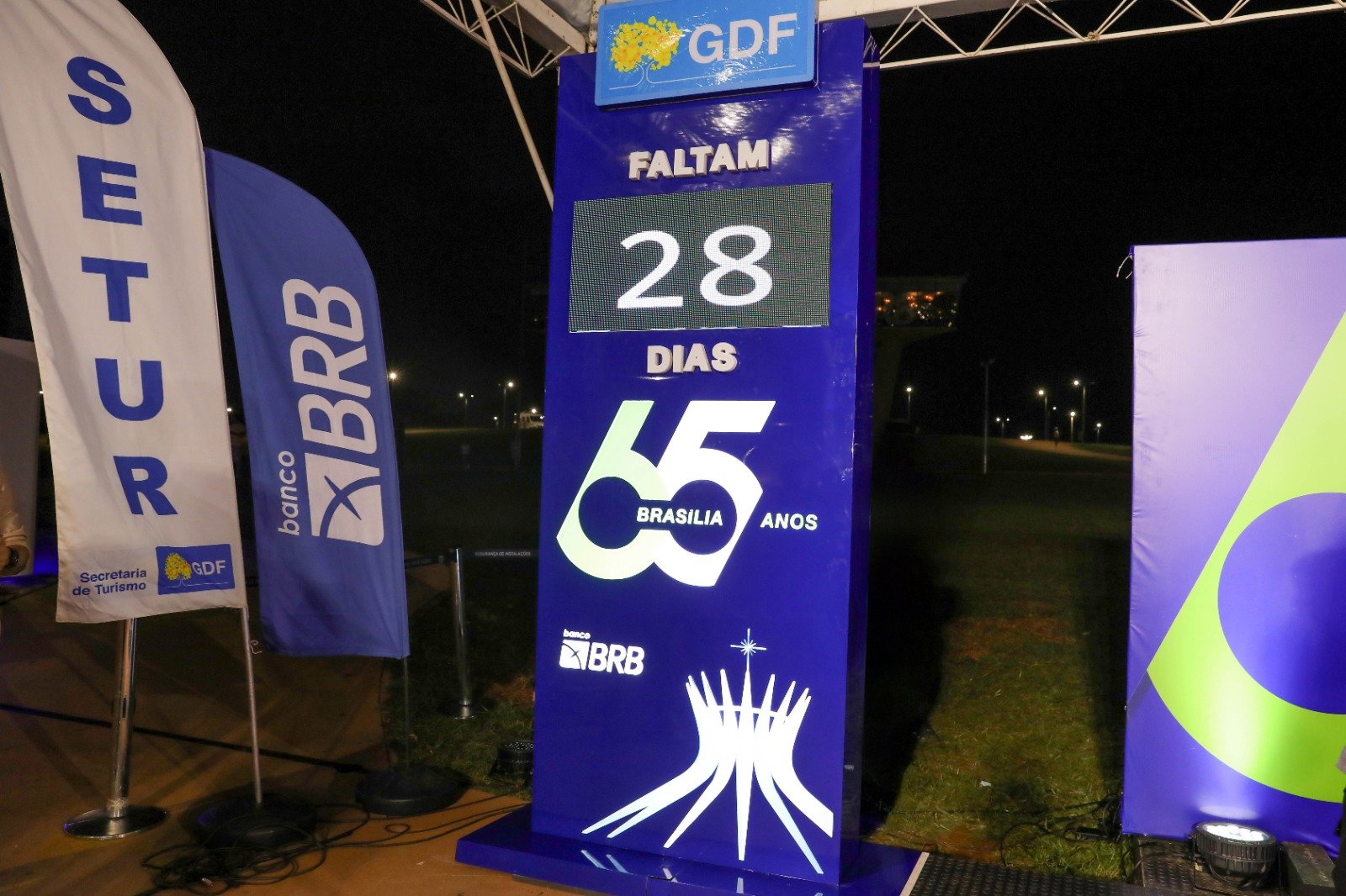 Contagem regressiva ativada! Faltam 28 dias para a comemoração dos 65 anos de Brasília Contagem regressiva ativada! Faltam 28 dias para a comemoração dos 65 anos de Brasília