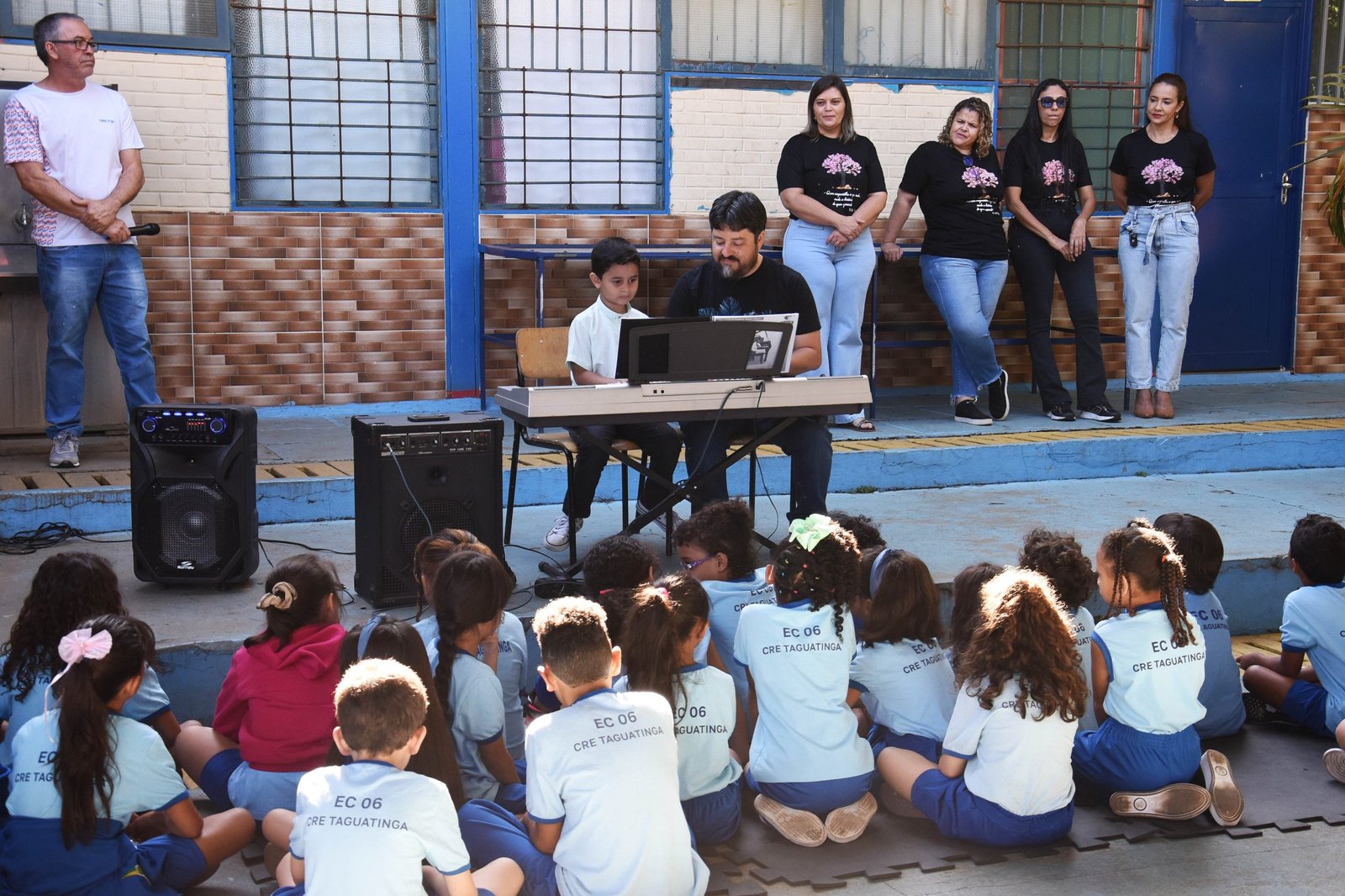Escolas públicas celebram início da Semana Distrital de Educação Inclusiva Escolas públicas celebram início da Semana Distrital de Educação Inclusiva