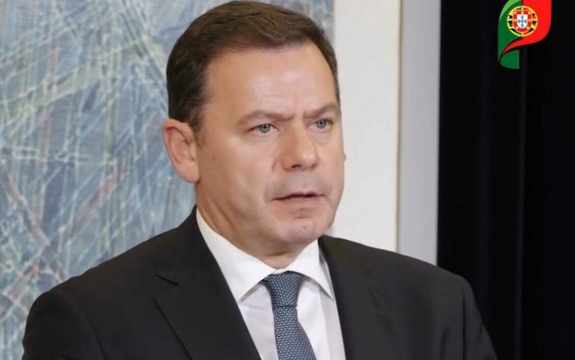 Parlamento de Portugal derruba governo e país terá novas eleições Parlamento de Portugal derruba governo e país terá novas eleições
