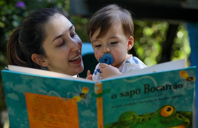 Projeto Bebê que Lê incentiva leitura desde a primeira infância