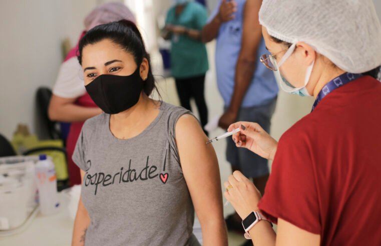 Público-alvo tem vacinação contra covid-19 reforçada no DF