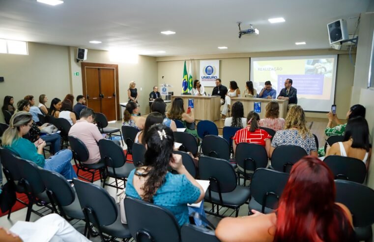 Servidores da Saúde participam de oficinas sobre cuidados com idosos