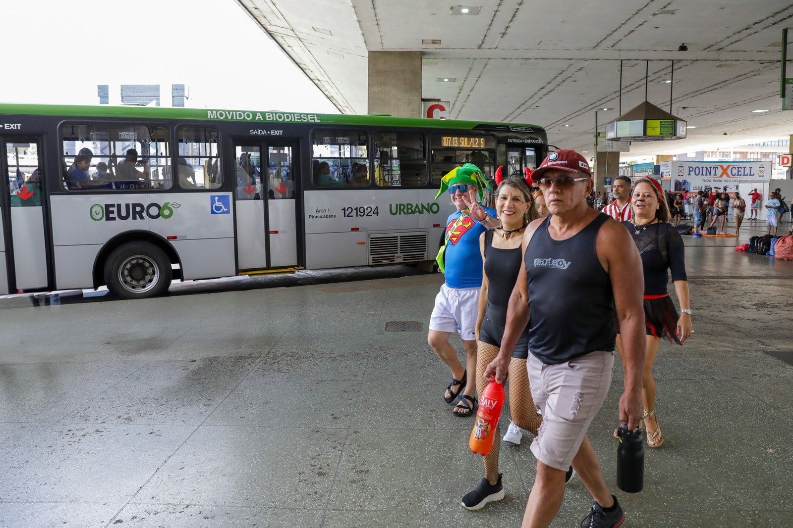 Terceiro dia do Vai de Graça tem mais de 770 mil viagens gratuitas de ônibus e metrô Terceiro dia do Vai de Graça tem mais de 770 mil viagens gratuitas de ônibus e metrô