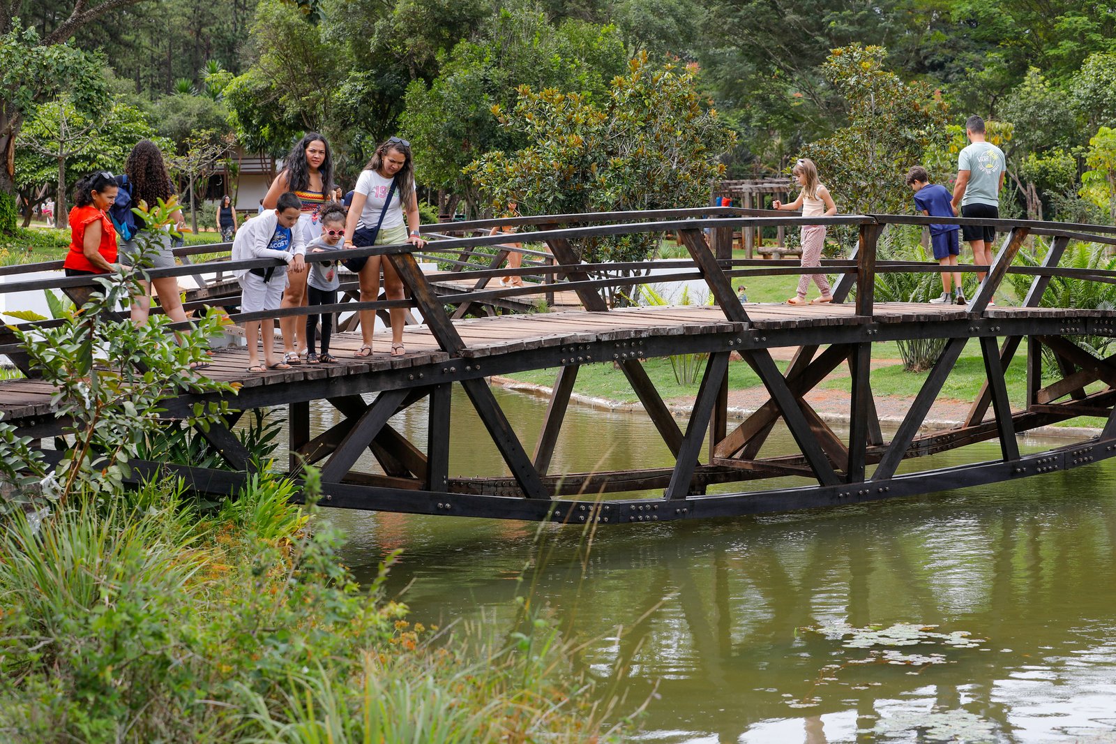 Zoológico de Brasília e Jardim Botânico terão acesso gratuito aos domingos e feriados Zoológico de Brasília e Jardim Botânico terão acesso gratuito aos domingos e feriados