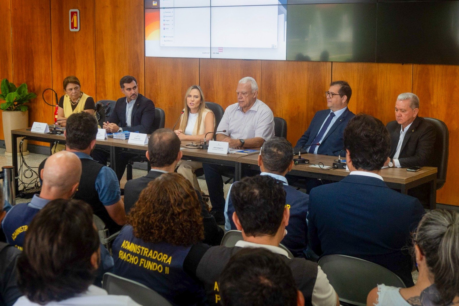 Administradores regionais são apresentados à nova pesquisa populacional do DF Administradores regionais são apresentados à nova pesquisa populacional do DF
