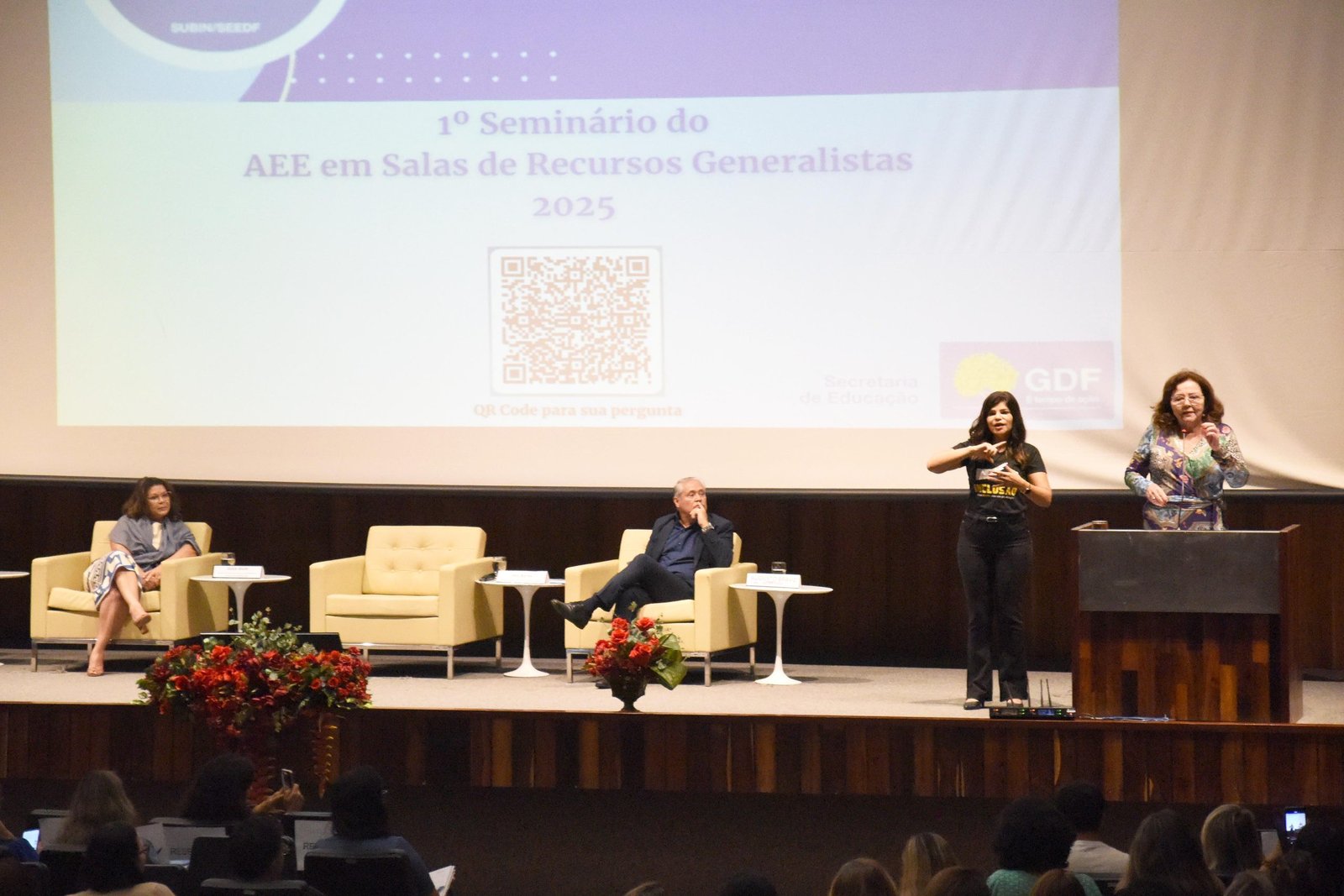 Atendimento das salas de recursos da rede pública de ensino do DF é tema de seminário Atendimento das salas de recursos da rede pública de ensino do DF é tema de seminário