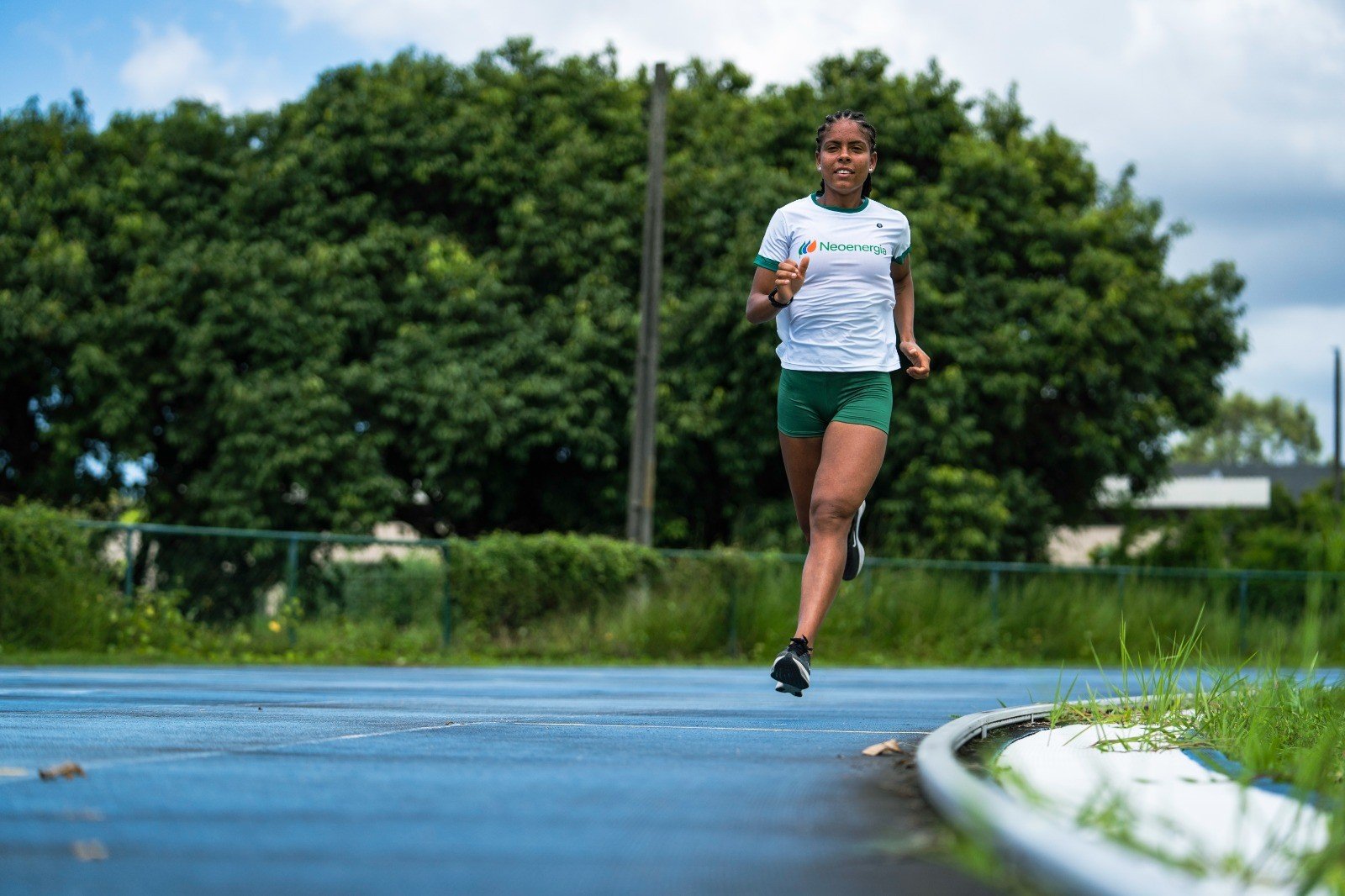 Bicampeã sul-americana de atletismo vai participar da Maratona Brasília Bicampeã sul-americana de atletismo vai participar da Maratona Brasília