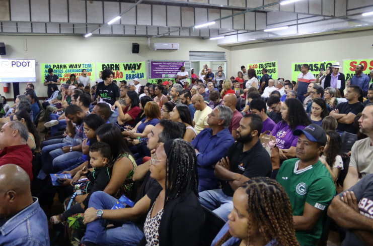 Cerca de 500 pessoas participam de reunião pública sobre o novo Pdot neste sábado (5) Cerca de 500 pessoas participam de reunião pública sobre o novo Pdot neste sábado (5)