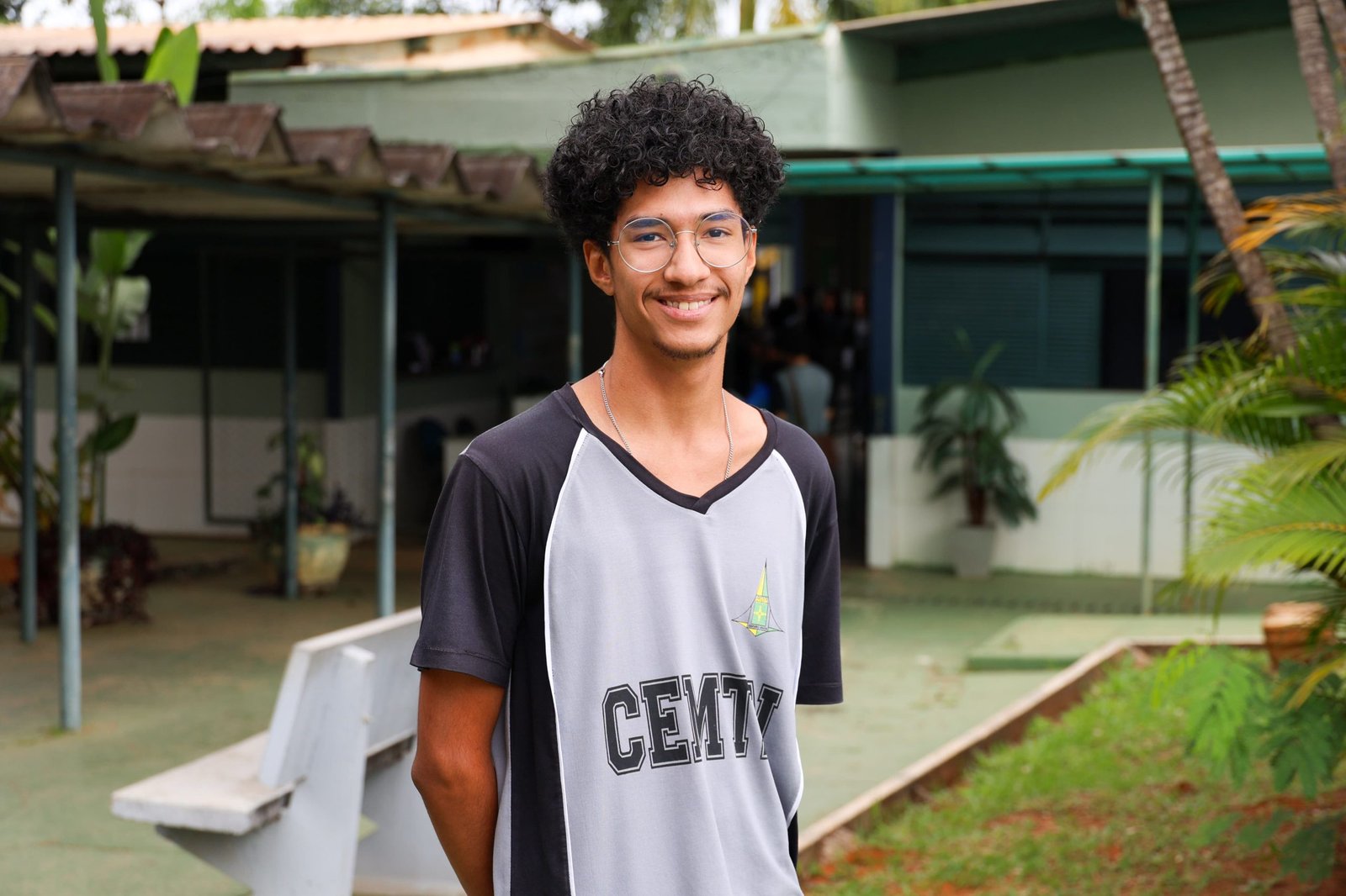 Estudante da rede pública do DF é destaque em concurso nacional de redação Estudante da rede pública do DF é destaque em concurso nacional de redação