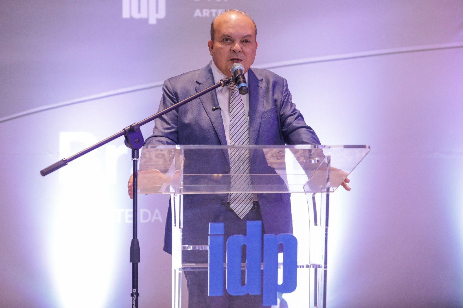 Ibaneis Rocha destaca a importância da democracia durante lançamento de livro em homenagem a Brasília Ibaneis Rocha destaca a importância da democracia durante lançamento de livro em homenagem a Brasília