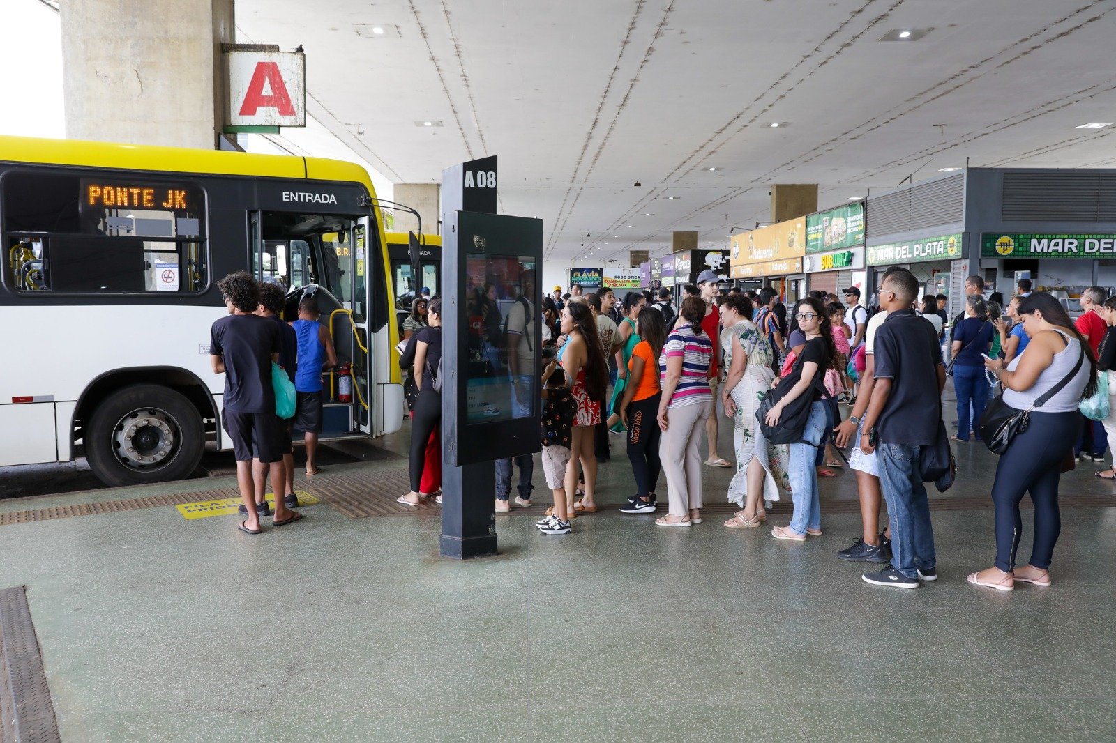 Mais de 2,8 milhões de usuários utilizaram o programa Vai de Graça no feriado Mais de 2,8 milhões de usuários utilizaram o programa Vai de Graça no feriado