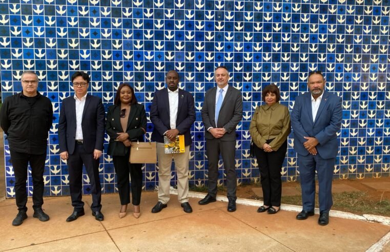 Tour do GDF apresenta Brasília a novos embaixadores