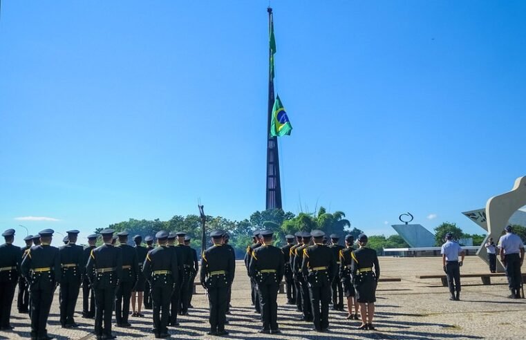 Troca da Bandeira fará parte das festividades do aniversário de Brasília
