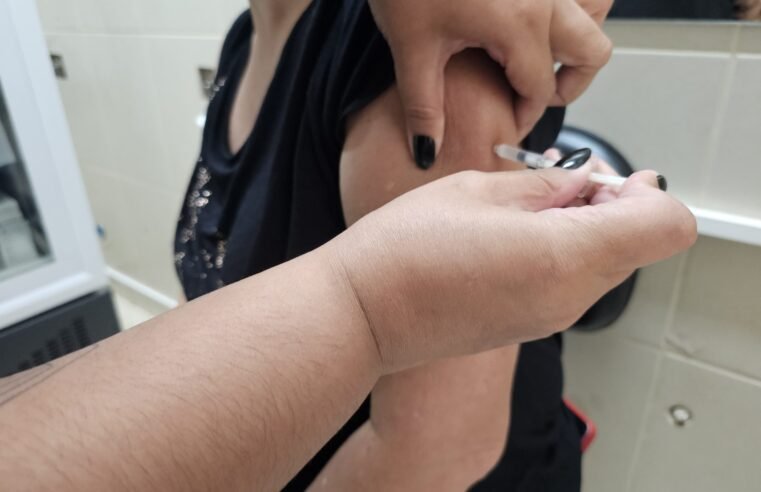 Vigilância Epidemiológica do HRSM aplica mais de mil vacinas contra influenza em oito dias
