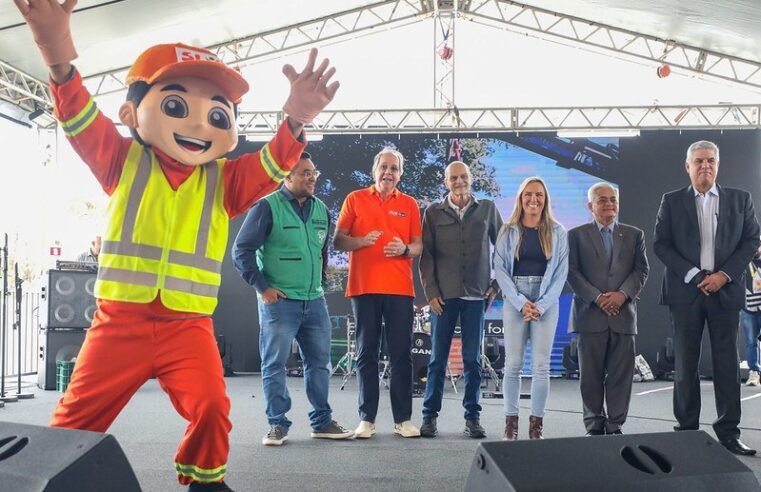 1º vice-presidente do TJDFT participa das comemorações do Dia do Gari no SLU