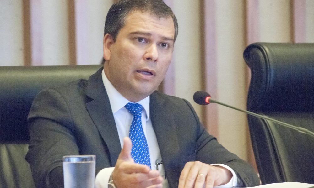 Banco Central reconsidera e mantém Paulo Henrique Costa na presidência do BRB