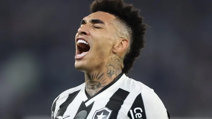 Botafogo goleia em casa, alivia críticas e ‘empurra’ pressão para o Inter Botafogo goleia em casa, alivia críticas e ‘empurra’ pressão para o Inter