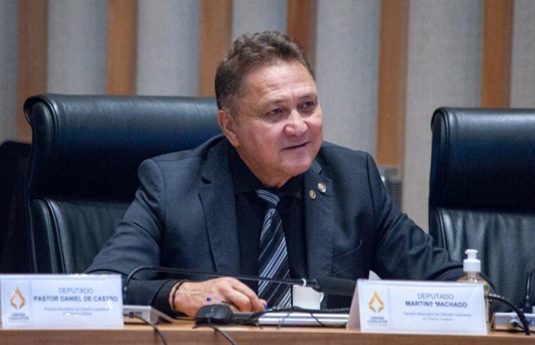 CLDF realiza Sessão Solene em homenagem ao Dia de Conscientização e Enfrentamento à Fibromialgia