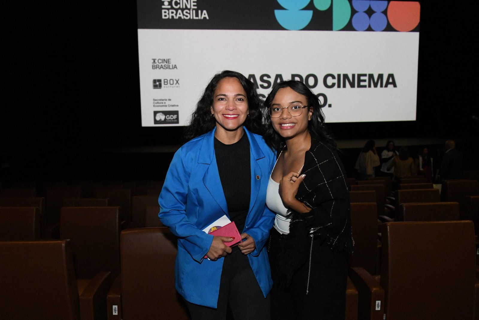 Cine Brasília aplaude documentário ‘Apesar De,’
