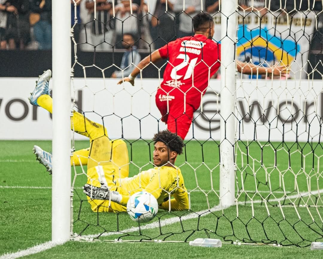 Corinthians empata com América de Cali e complica situação na Sul-Americana Corinthians empata com América de Cali e complica situação na Sul-Americana