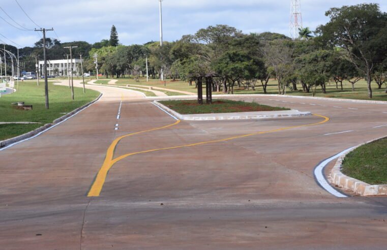 Corredor de ônibus no Setor Policial Sul entra na fase final com nova sinalização horizontal