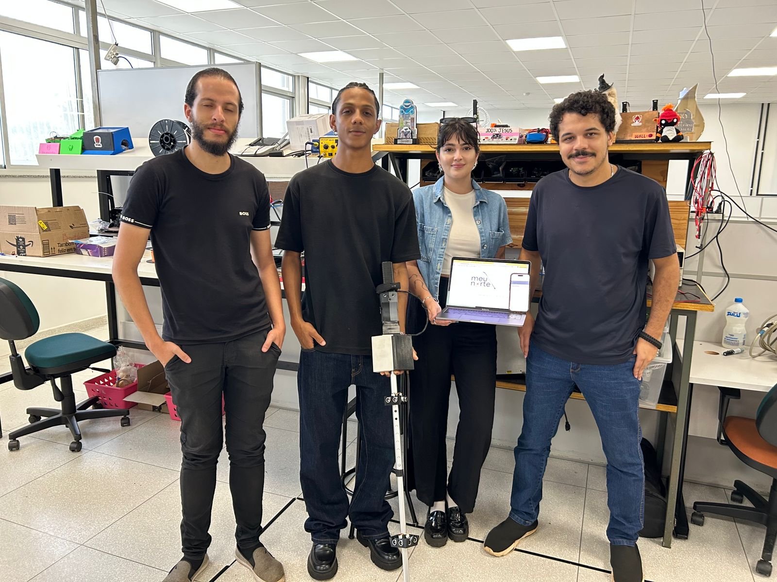 Estudantes da UnB buscam investimento para projeto de acessibilidade para pessoas com deficiência visual Estudantes da UnB buscam investimento para projeto de acessibilidade para pessoas com deficiência visual