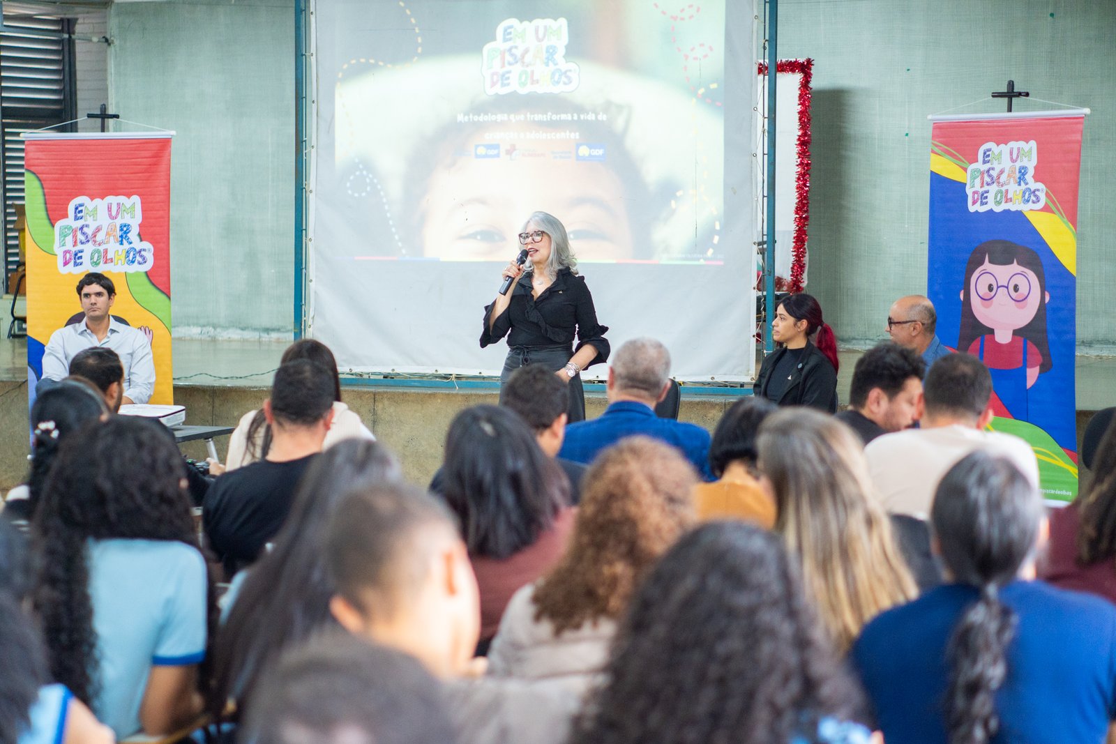 Expansão do programa Em um Piscar de Olhos beneficiará mais de 56 mil alunos da rede pública do DF