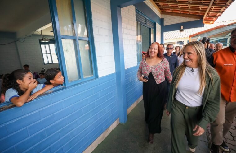 Governadora em exercício discute demandas e investimentos com diretores de escolas públicas