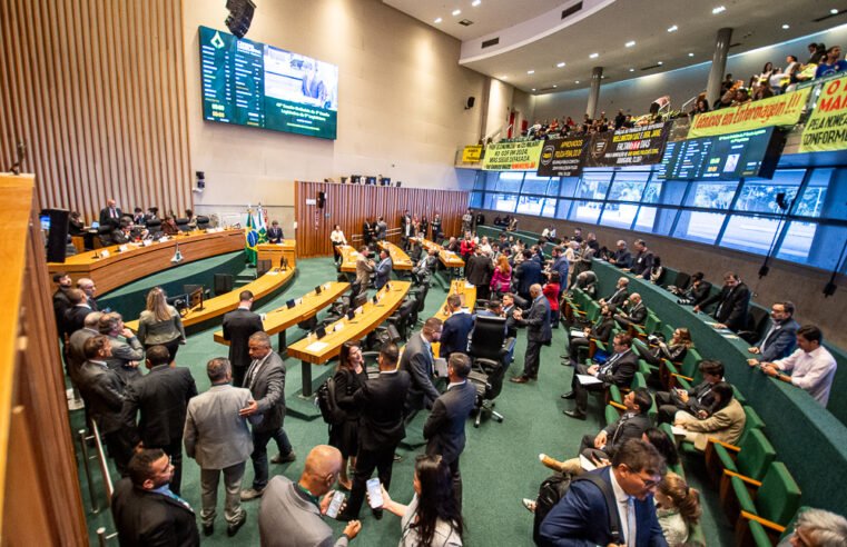 Greve dos professores repercute na Câmara Legislativa